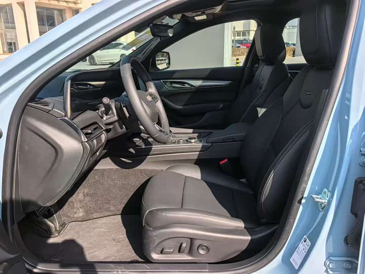 Фото 5 - Cadillac CT5