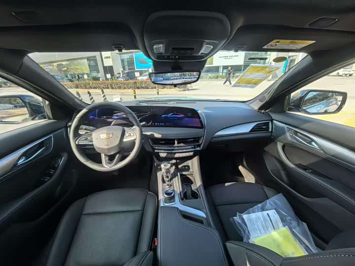 Фото 7 - Cadillac CT5