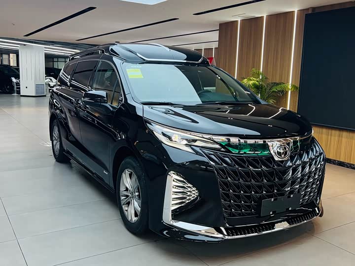 Фото 3 - Toyota Sienna