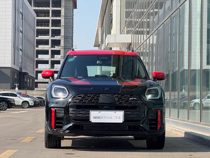 Фото 2 - Mini Countryman JCW