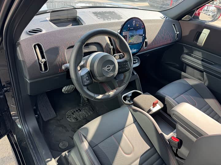 Фото 4 - Mini Countryman JCW