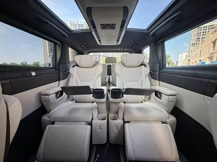Фото 5 - Toyota Alphard