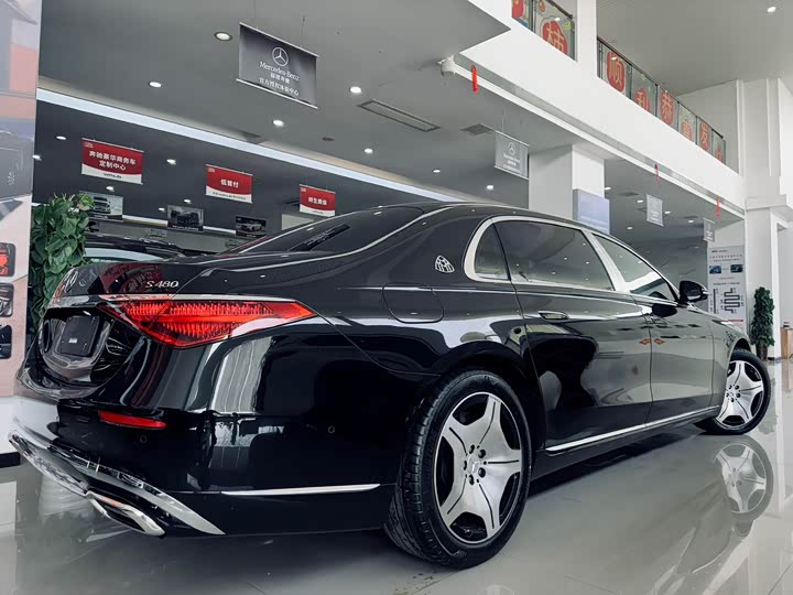 Фото 6 - Mercedes-Benz Maybach S-Class