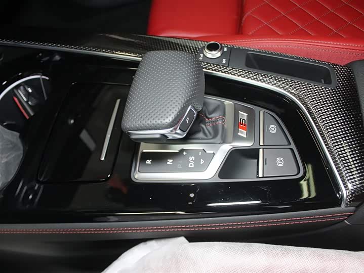 Фото 9 - Audi S4