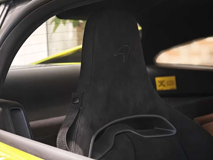 Фото 11 - McLaren Artura