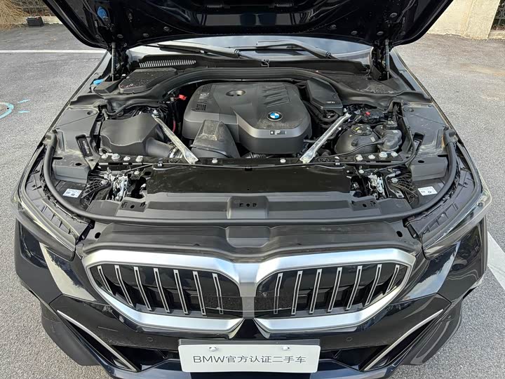 Фото 7 - BMW 5 Series