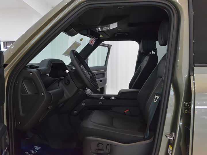 Фото 6 - Land Rover Defender