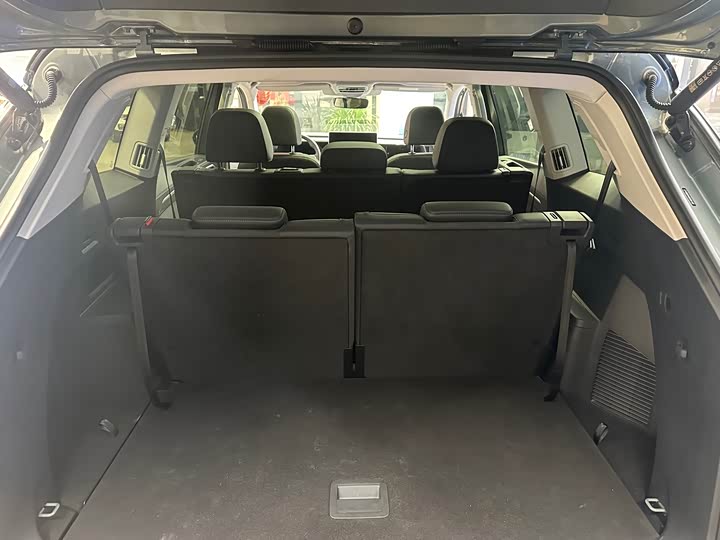 Фото 9 - Volkswagen Talagon