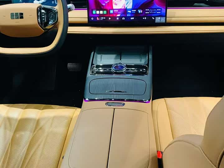 Фото 5 - Geely Galaxy Starshine 8 EM-i