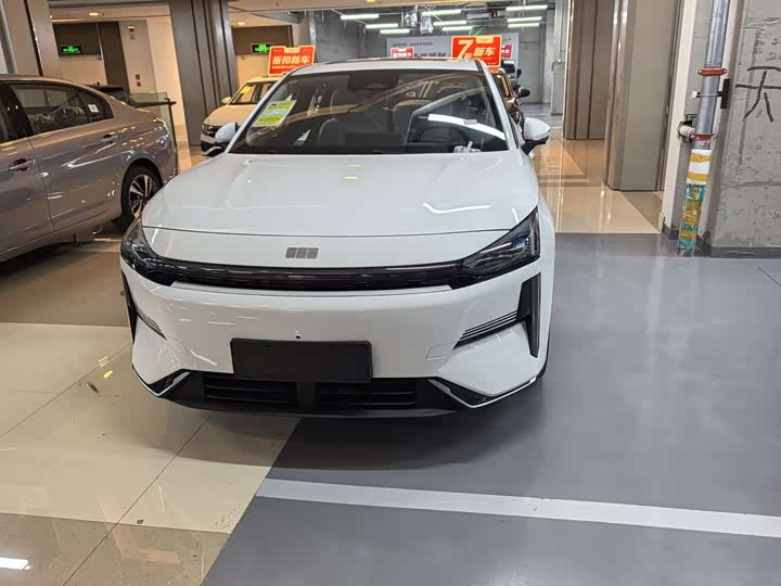 Фото 4 - Geely Galaxy L6