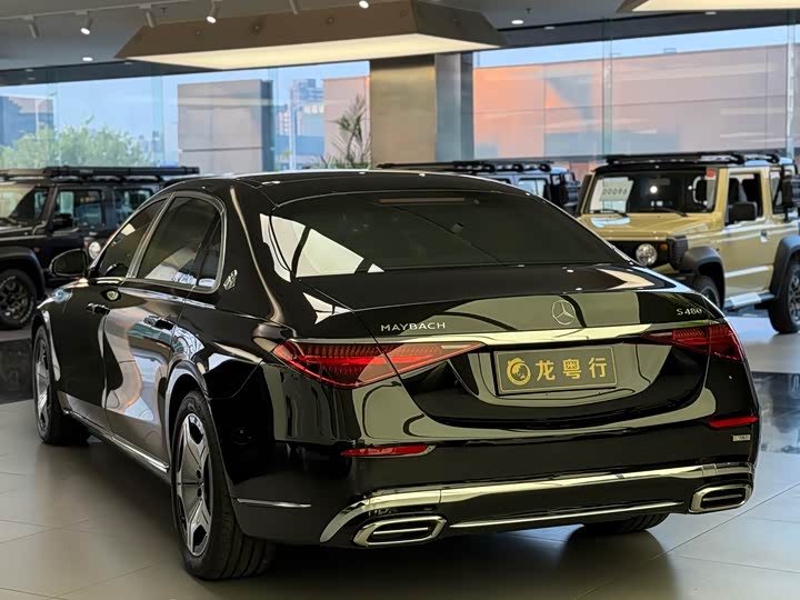 Фото 12 - Mercedes-Benz Maybach S-Class