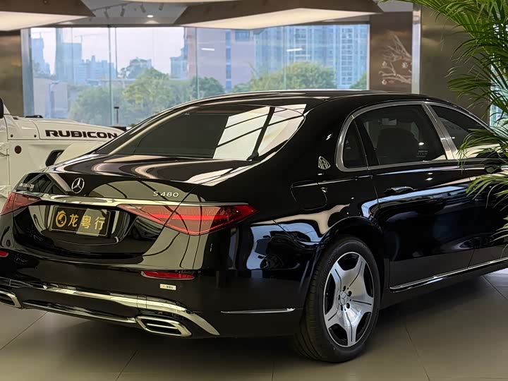 Фото 13 - Mercedes-Benz Maybach S-Class