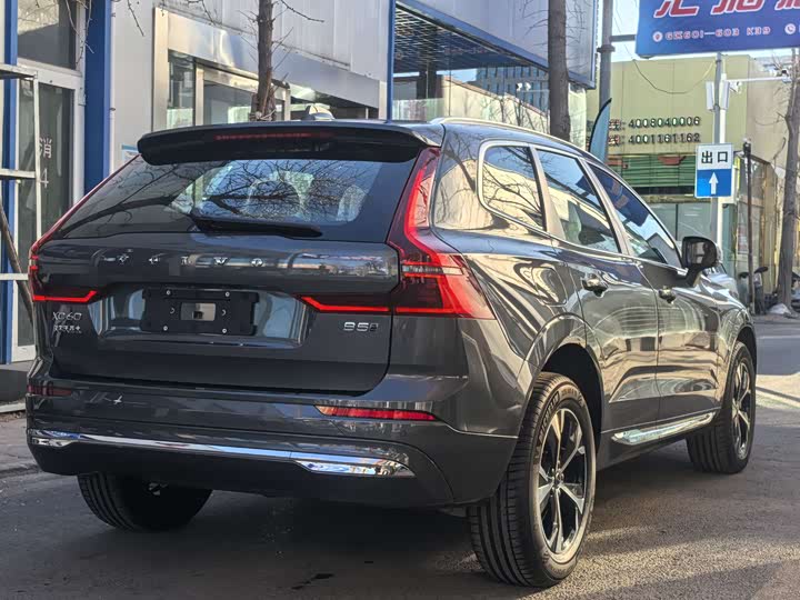 Фото 6 - Volvo XC60