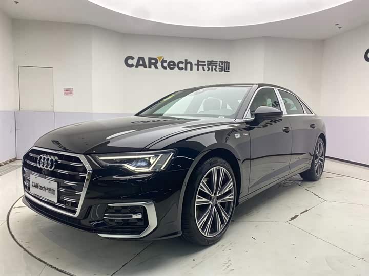 Фото 1 - Audi A6L