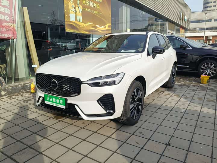 Фото 1 - Volvo XC60