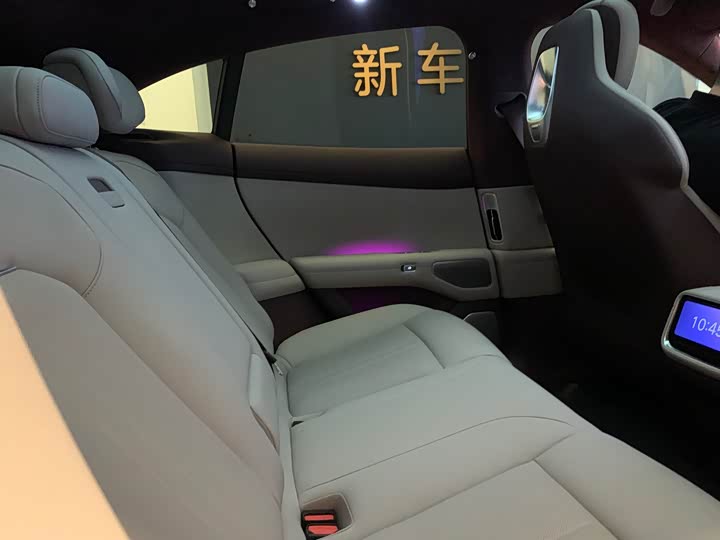 Photo 9 - Xiaomi YU7