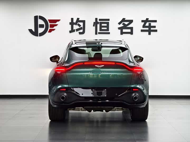 Фото 4 - Aston Martin DBX