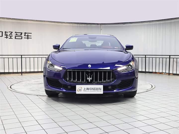 Фото 2 - Maserati Ghibli