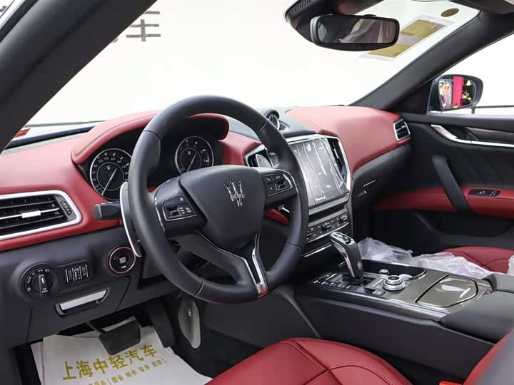 Фото 7 - Maserati Ghibli