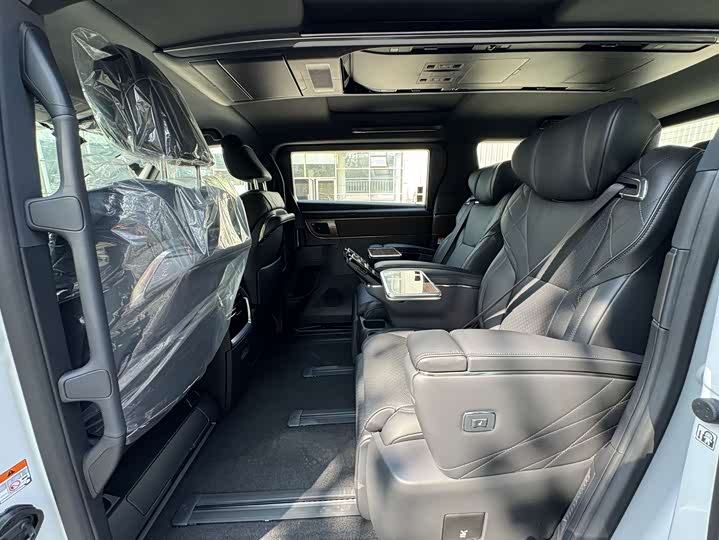 Фото 11 - Toyota Alphard