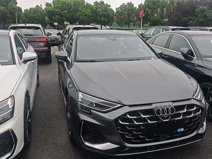 Фото 2 - Audi A3