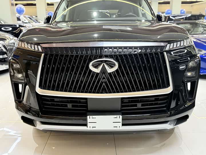 Фото 2 - Infiniti QX80