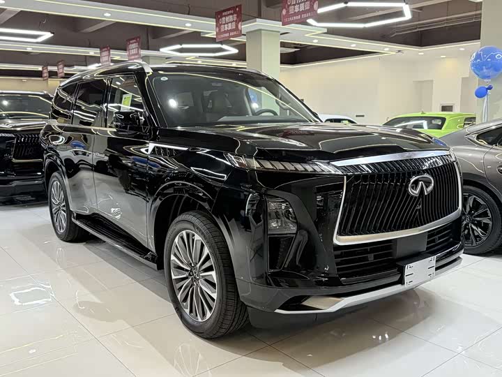 Фото 4 - Infiniti QX80
