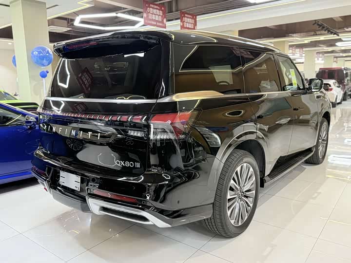 Фото 5 - Infiniti QX80