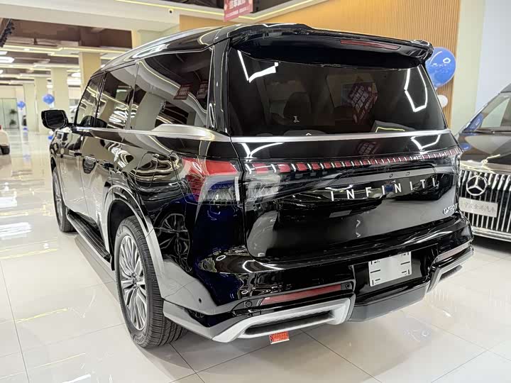 Фото 7 - Infiniti QX80