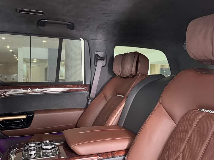 Фото 11 - Hongqi LS7 (Guoyao)