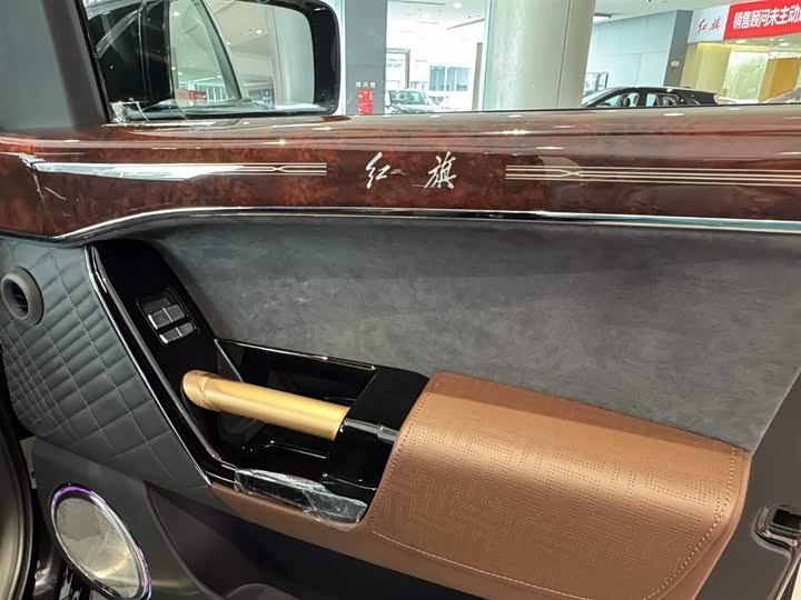 Фото 17 - Hongqi LS7 (Guoyao)