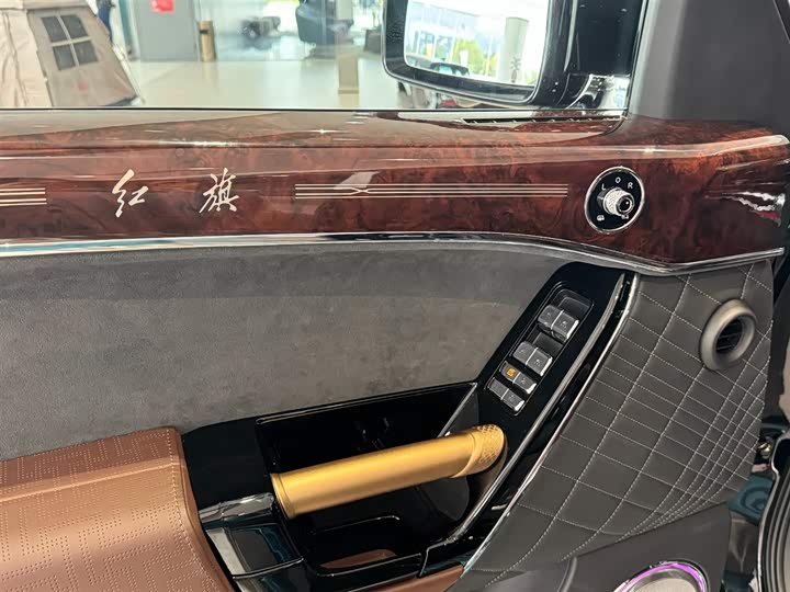 Фото 6 - Hongqi LS7 (Guoyao)