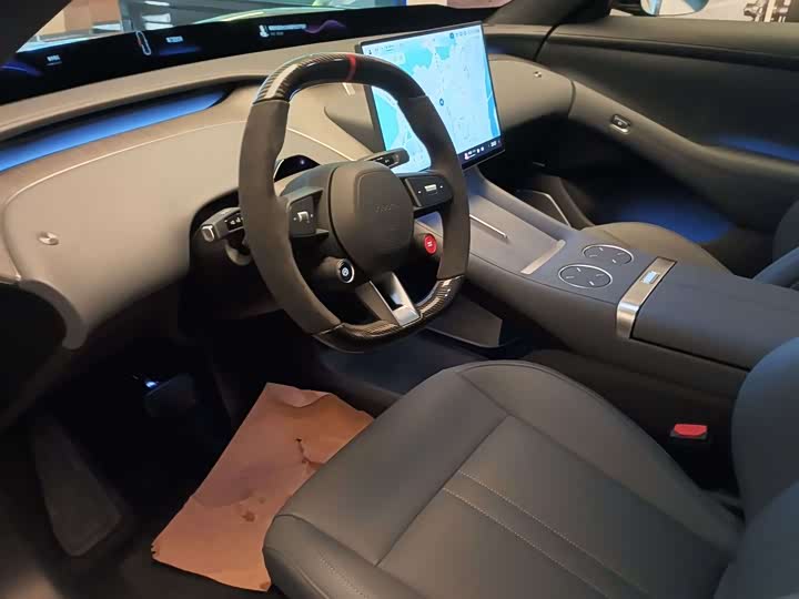 Фото 7 - Xiaomi YU7