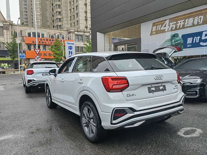 Фото 9 - Audi Q2L