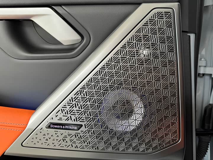 Фото 22 - BMW M5 Hybrid