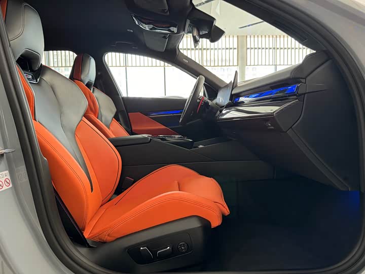 Фото 23 - BMW M5 Hybrid