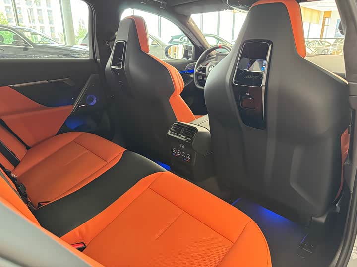 Фото 24 - BMW M5 Hybrid