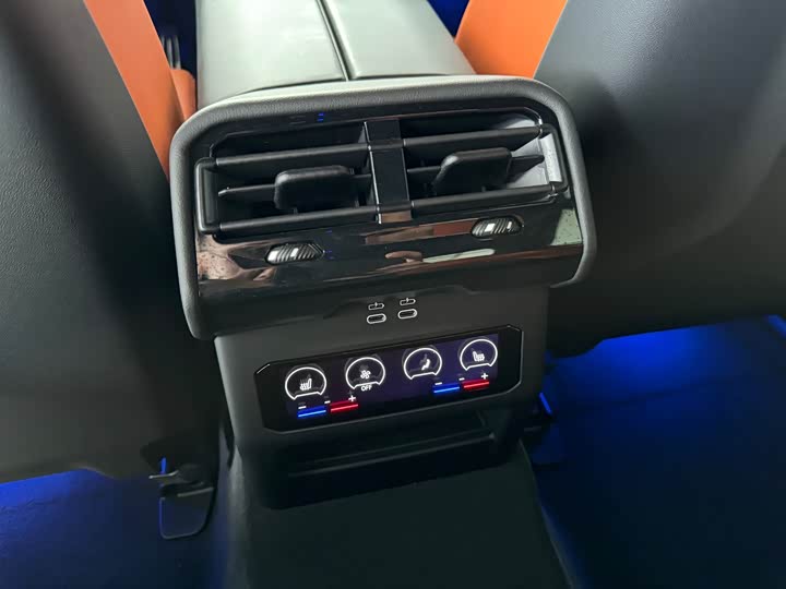 Фото 25 - BMW M5 Hybrid