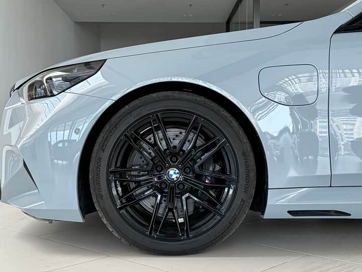 Фото 28 - BMW M5 Hybrid