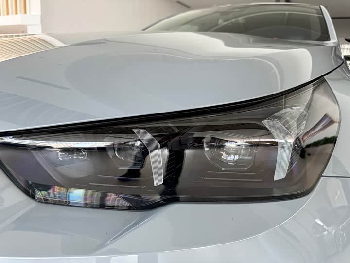 Фото 29 - BMW M5 Hybrid