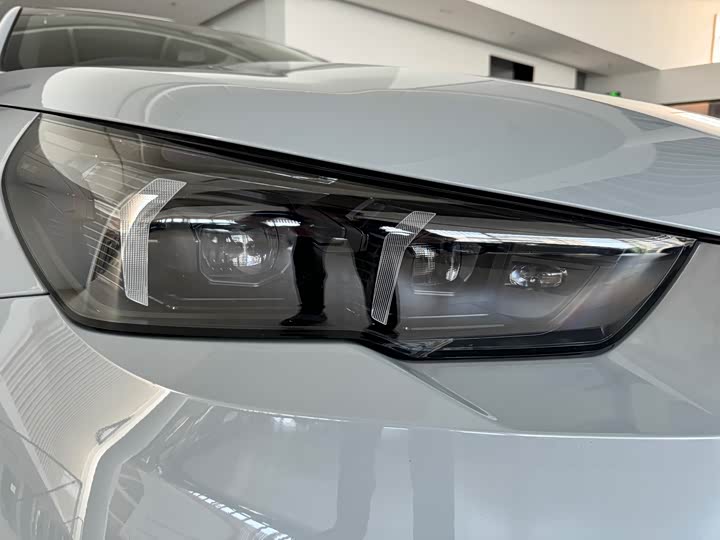 Фото 30 - BMW M5 Hybrid