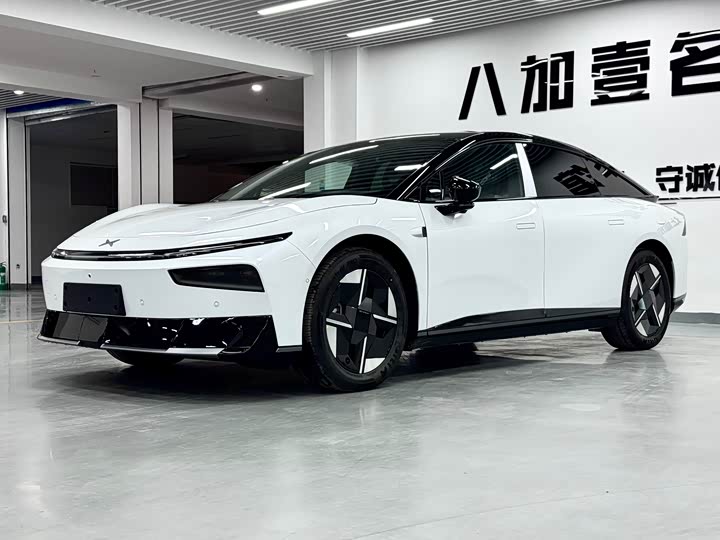 Фото 1 - XPeng F57