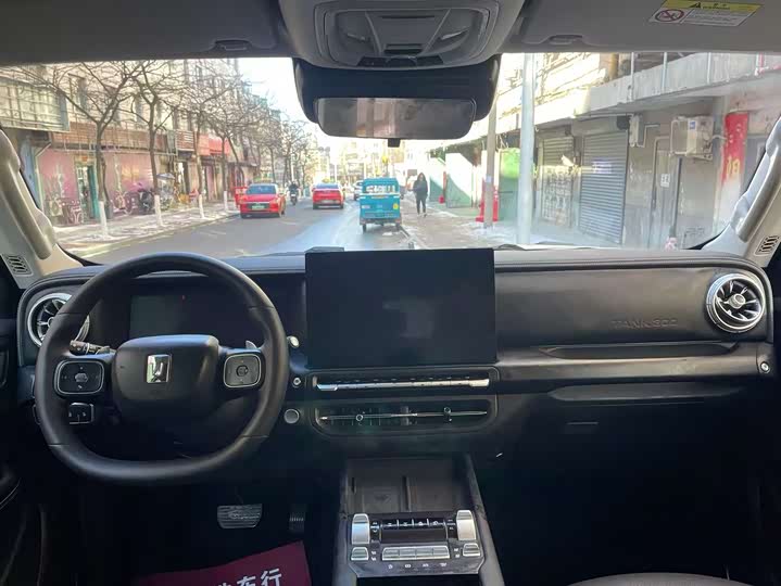 Фото 8 - Tank 300