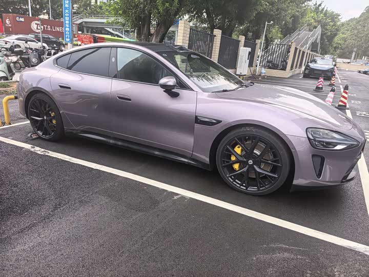 Фото 4 - Xiaomi SU7