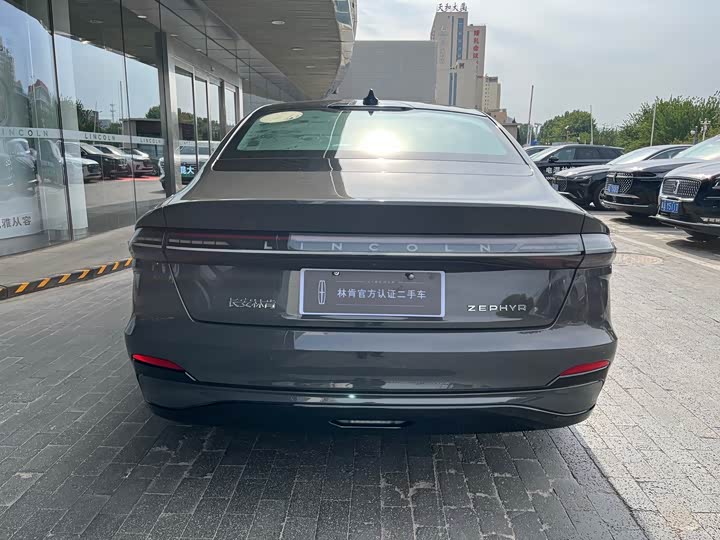 Фото 15 - Lincoln Z (Zephyr)