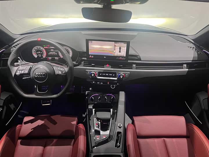 Фото 6 - Audi A4L