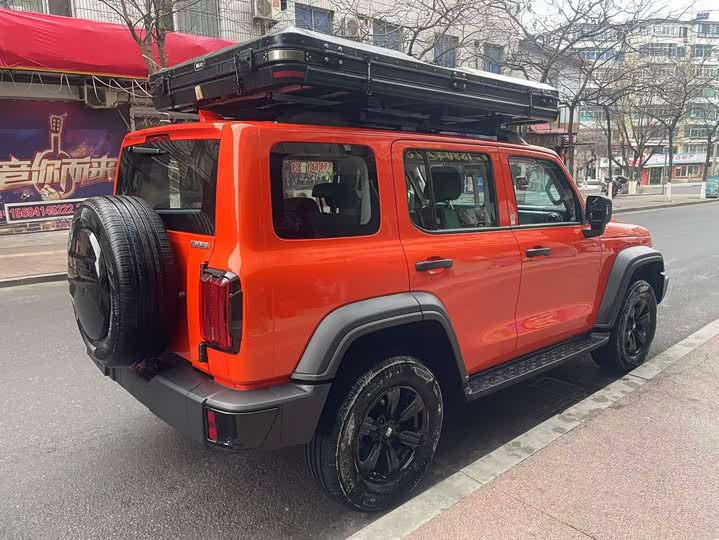 Фото 6 - Tank 300