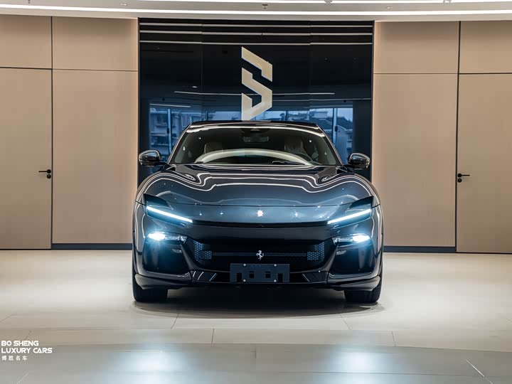 Фото 3 - Ferrari Purosangue