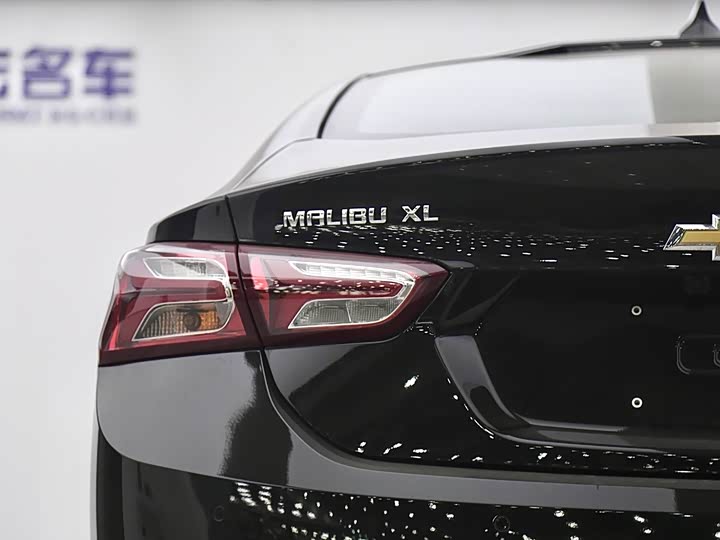 Фото 11 - Chevrolet Malibu XL