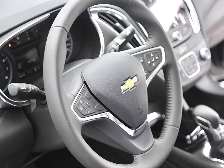 Фото 12 - Chevrolet Malibu XL